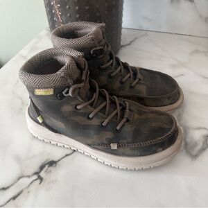 Hey Dude youth boots